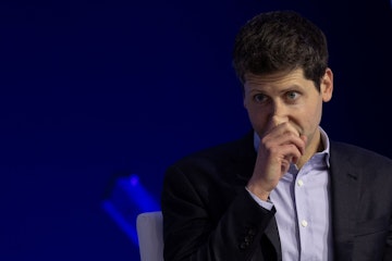 Do OpenAI se po pár dnech vrací Sam Altman. Zrychlí uvádění umělé inteligence trh?