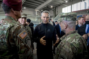 Strategie NATO připomíná dobu studené války