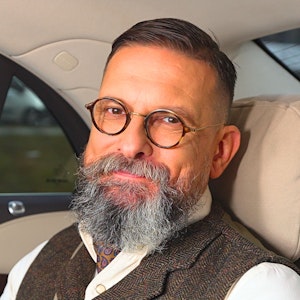 Biznes Klasa. Odcinek 99.  Miłosz Brzeziński – Jak uciec z etatu i wygrać, Łukasz Kijek